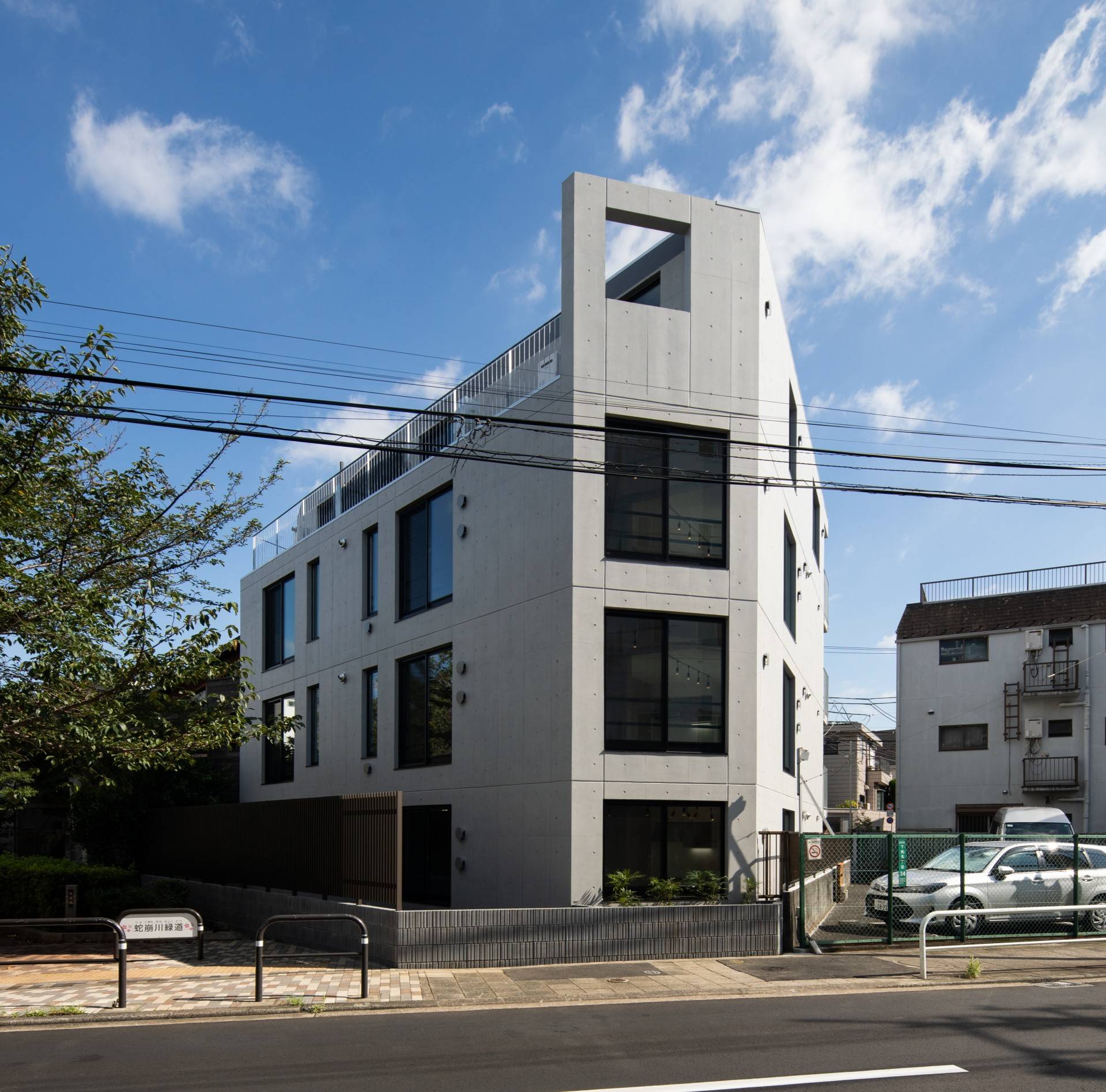 【世田谷区下馬の洗練されたデザイナーズマンション『OAK VILLA SOU祐天寺』】
