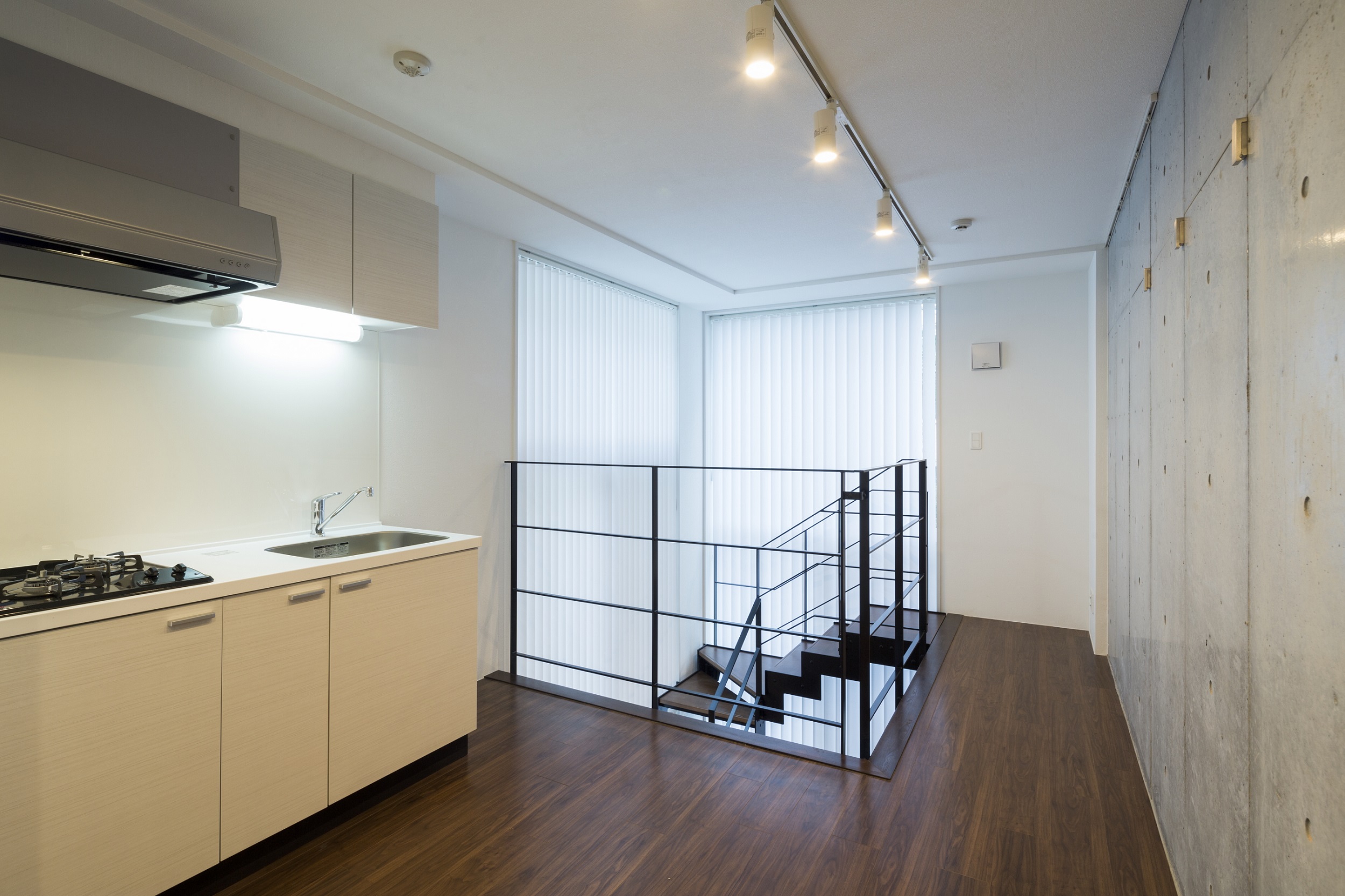 EXAM高円寺南 105